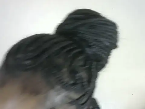 Pretty-emmie online show from October 2025 05:28:01 PM