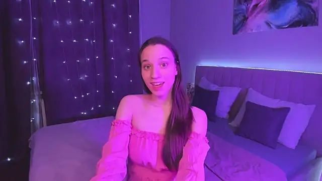 Snapshot of StaceySunny chatting on February 2025 05:43:01 PM StaceySunny online show from February 2025 05:43:01 PM