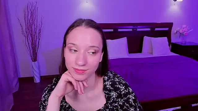 Snapshot of StaceySunny chatting on May 2026 07:43:01 PM StaceySunny online show from May 2026 07:43:01 PM