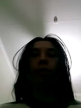 Snapshot of BluesAlyssa chatting on January 2025 05:59:01 PM BluesAlyssa online show from January 2025 05:59:01 PM