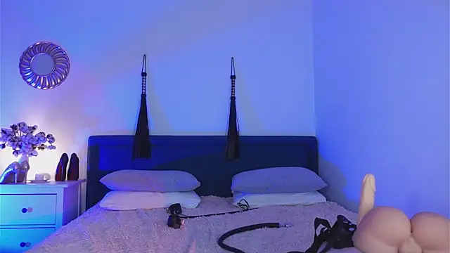 SindelDark online show from February 2025 03:45:02 PM