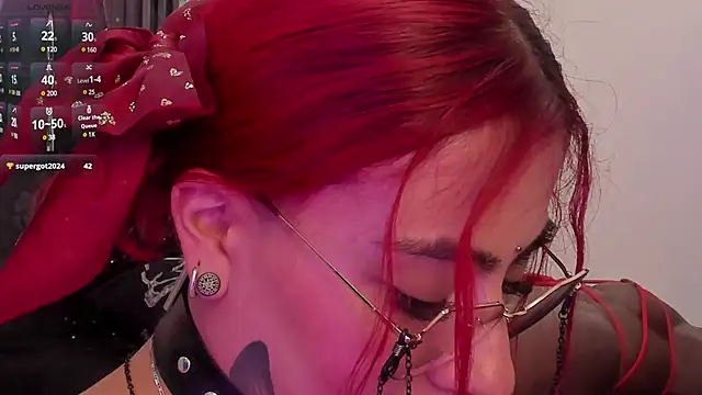 selene red  online show from January 2025 08:00:02 PM