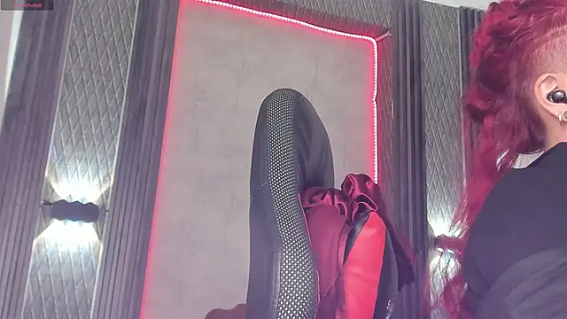 selene red  online show from January 2025 03:46:01 PM