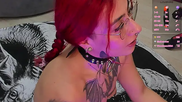 selene red  online show from February 2025 09:46:02 PM