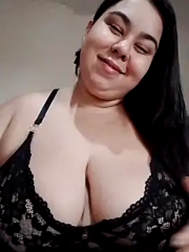 Snapshot of DadaHgata28 chatting on December 2025 01:17:01 PM DadaHgata28 online show from December 2025 01:17:01 PM