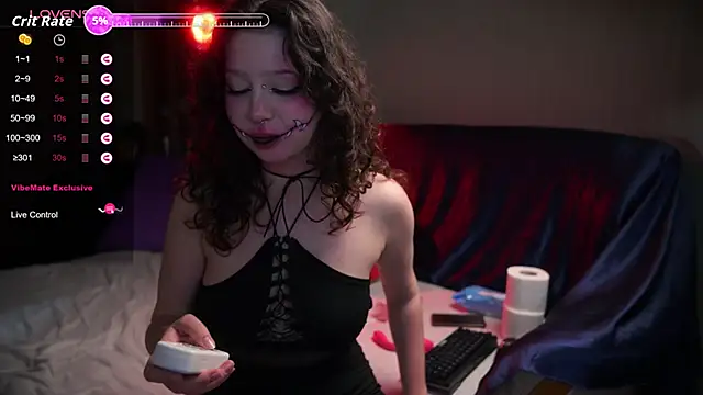 Snapshot of Megan___Cox chatting on October 2025 08:21:02 PM Megan Cox online show from October 2025 08:21:02 PM