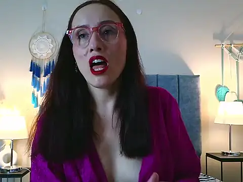 IberianMoonMK online show from January 2026 05:17:01 PM