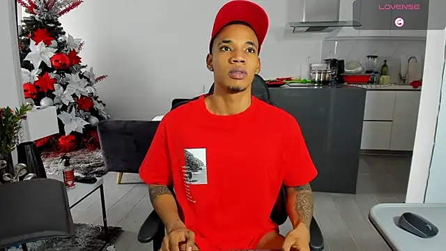 Snapshot of TROYWESLY- chatting on January 2025 06:35:01 PM TROYWESLY- online show from January 2025 06:35:01 PM