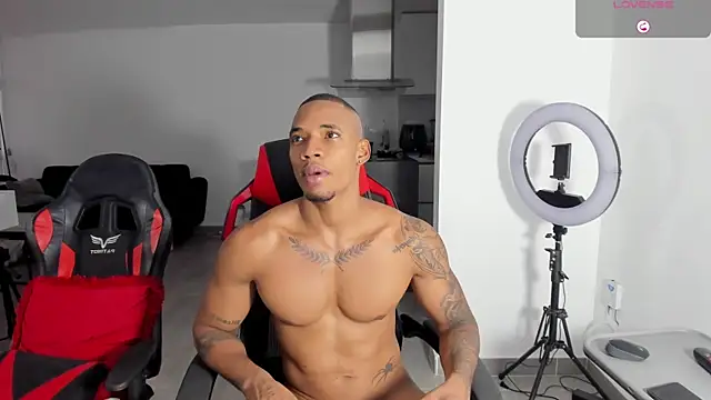 TROYWESLY- online show from July 2026 11:13:02 PM