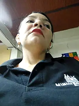 room 24funn online show from March 2025 11:38:02 PM