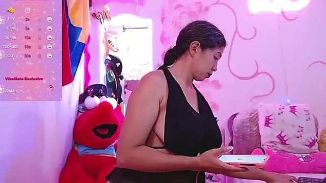 Snapshot of dainaflowers chatting on September 2025 04:25:02 AM dainaflowers online show from September 2025 04:25:02 AM