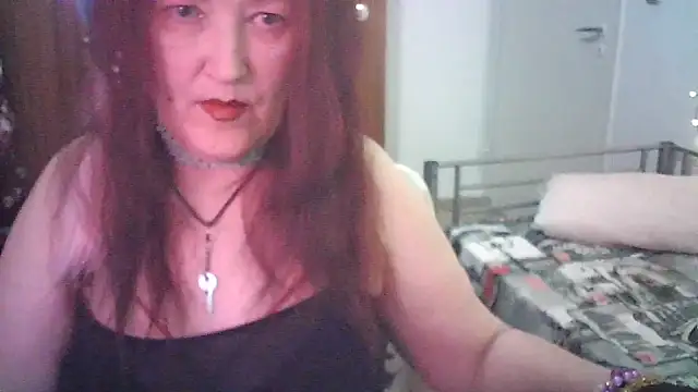 SabrinaXlovess online show from May 2026 06:14:01 PM