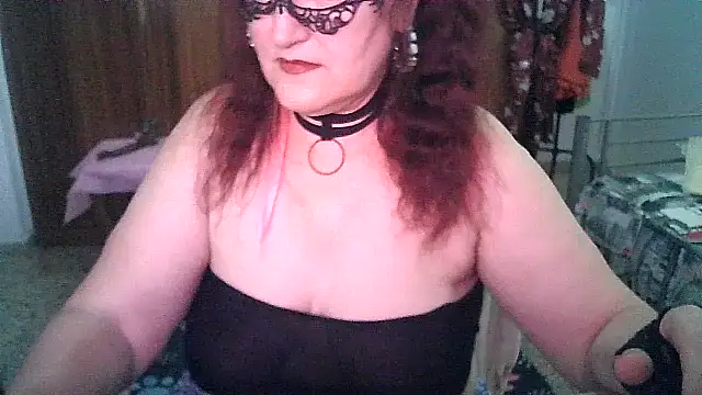 Snapshot of SabrinaXlovess chatting on July 2026 05:15:02 PM SabrinaXlovess online show from July 2026 05:15:02 PM