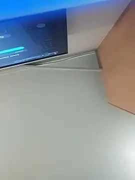 skrigul12 online show from February 2025 08:19:01 PM