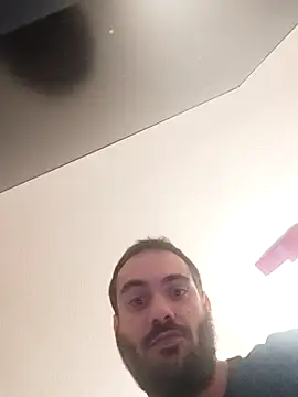 skrigul12 online show from December 2025 08:49:02 PM