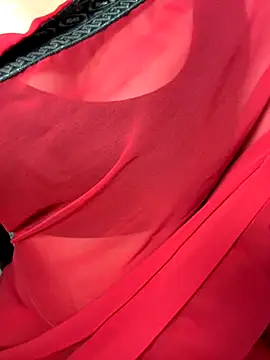 VR here 4U online show from November 2025 01:54:02 PM