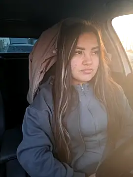 stacy stoone online show from November 2025 06:12:01 AM