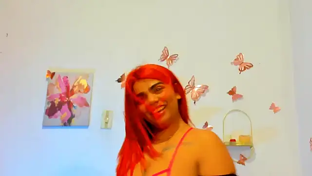 AnahiSmitth online show from December 2025 12:17:01 AM