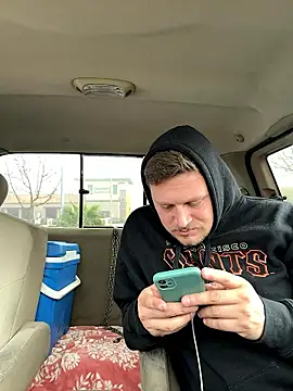 Snapshot of alh417 chatting on January 2026 08:23:01 PM alh417 online show from January 2026 08:23:01 PM