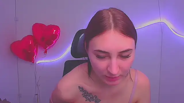 Jennifer Blum online show from March 2025 11:05:01 PM