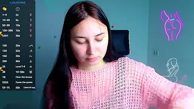 Jennifer Blum online show from October 2025 05:07:02 AM