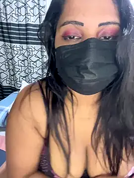 NOORA-GIRL online show from December 2025 02:05:02 AM