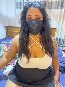 NOORA-GIRL online show from February 2026 10:25:01 PM