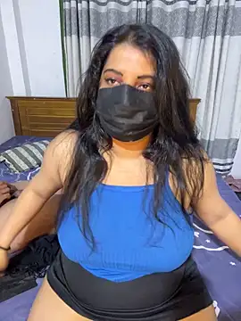 NOORA-GIRL online show from May 2026 02:52:01 AM