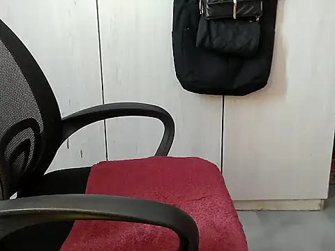 Destiny Desire online show from October 2025 10:57:02 AM