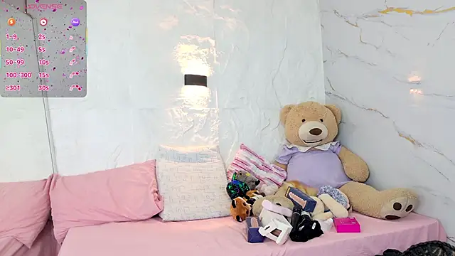 zorravioletta1 online show from December 2025 11:37:02 AM