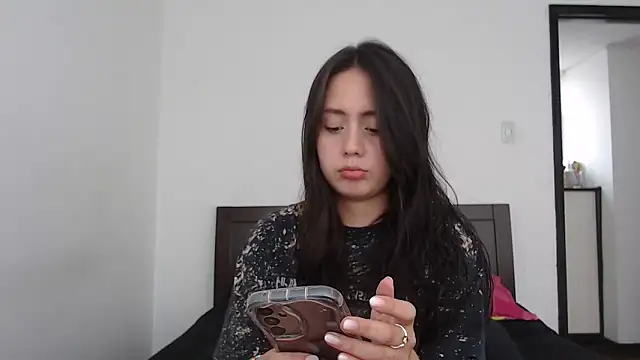 rebecca collin online show from February 2026 03:52:02 PM