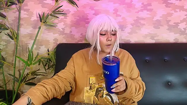 Snapshot of cherry_chel chatting on February 2025 11:34:02 PM cherry chel online show from February 2025 11:34:02 PM