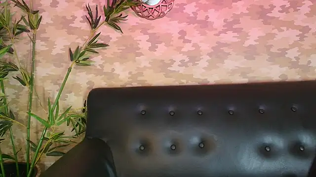 Snapshot of cherry_chel chatting on February 2025 08:53:01 PM cherry chel online show from February 2025 08:53:01 PM