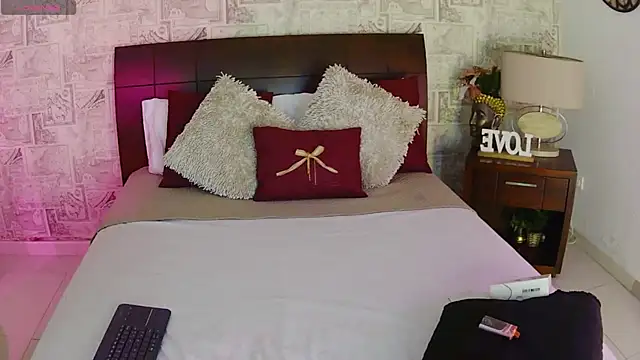 Snapshot of cherry_chel chatting on March 2025 03:52:01 AM cherry chel online show from March 2025 03:52:01 AM