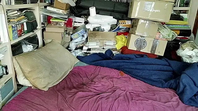 hadeszeuss2 online show from February 2025 05:18:01 PM