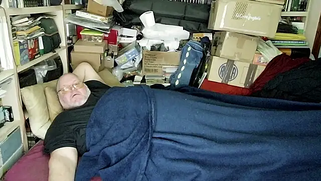 hadeszeuss2 online show from February 2025 06:37:01 PM