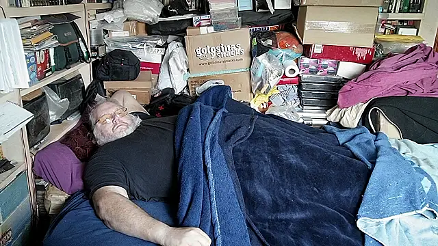 hadeszeuss2 online show from January 2026 02:33:01 PM