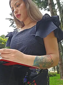 Karen San Miguel online show from March 2025 05:35:02 PM