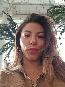 Karen San Miguel online show from December 2025 09:12:02 PM