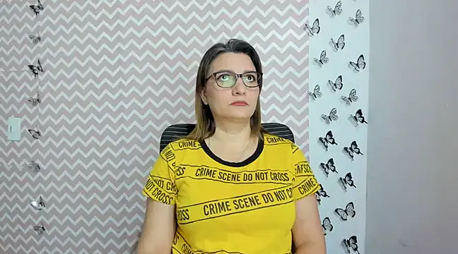 Snapshot of Amie_Adams82_ chatting on December 2024 06:16:02 PM Amie Adams82 online show from December 2024 06:16:02 PM