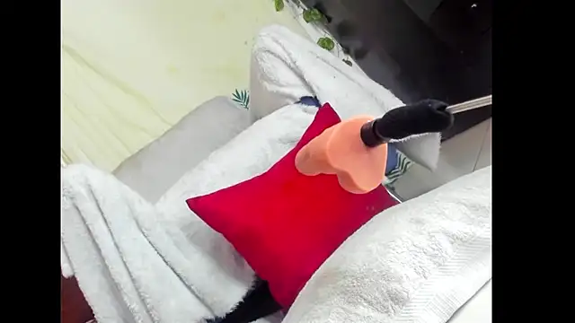 Snapshot of Dear_anne chatting on February 2026 01:33:01 AM Dear anne online show from February 2026 01:33:01 AM