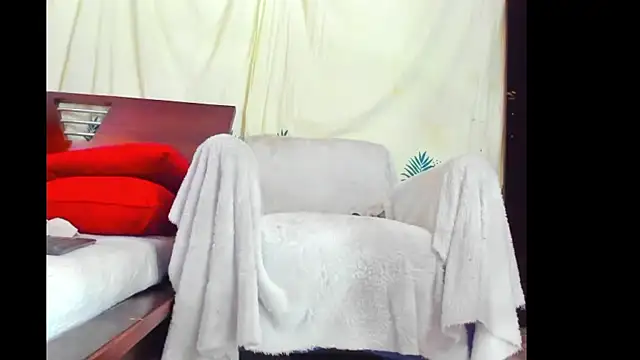 Snapshot of Dear_anne chatting on February 2026 08:35:01 PM Dear anne online show from February 2026 08:35:01 PM