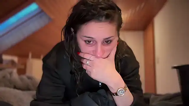 Snapshot of JeSuisUnTapin chatting on December 2024 03:36:01 PM JeSuisUnTapin online show from December 2024 03:36:01 PM