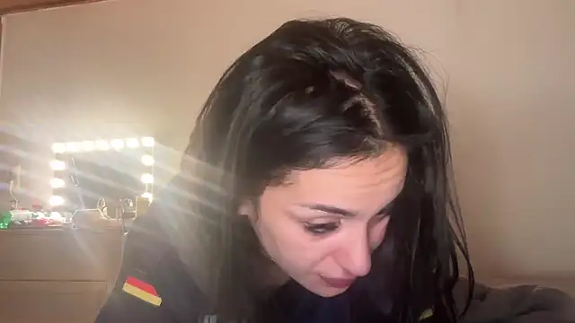 Snapshot of JeSuisUnTapin chatting on October 2025 05:40:02 PM JeSuisUnTapin online show from October 2025 05:40:02 PM