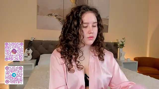 Ariella Sol online show from September 2025 07:32:02 AM