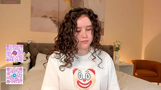 Ariella Sol online show from September 2025 12:02:02 AM