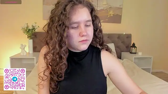 Snapshot of Ariella_Sol chatting on June 2026 01:08:01 AM Ariella Sol online show from June 2026 01:08:01 AM