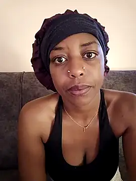 Snapshot of pretty-eyes23 chatting on January 2025 04:15:01 AM pretty-eyes23 online show from January 2025 04:15:01 AM