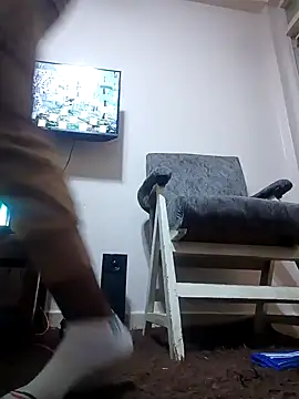 Snapshot of pretty-eyes23 chatting on February 2025 04:54:01 PM pretty-eyes23 online show from February 2025 04:54:01 PM