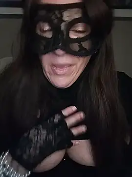 Snapshot of 23Milly chatting on December 2024 01:55:02 PM 23Milly online show from December 2024 01:55:02 PM